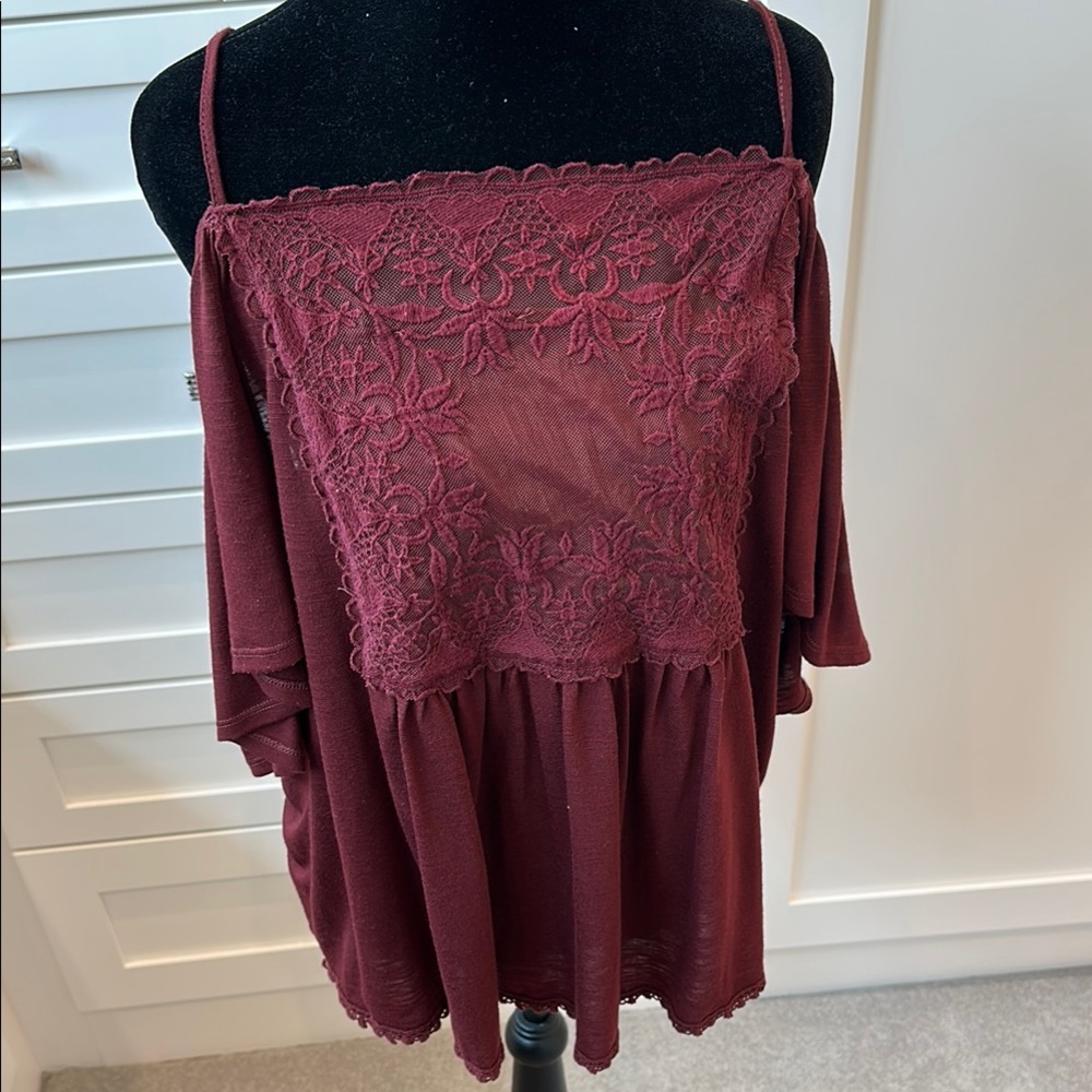 Elegant Burgundy Lace Women’s Top